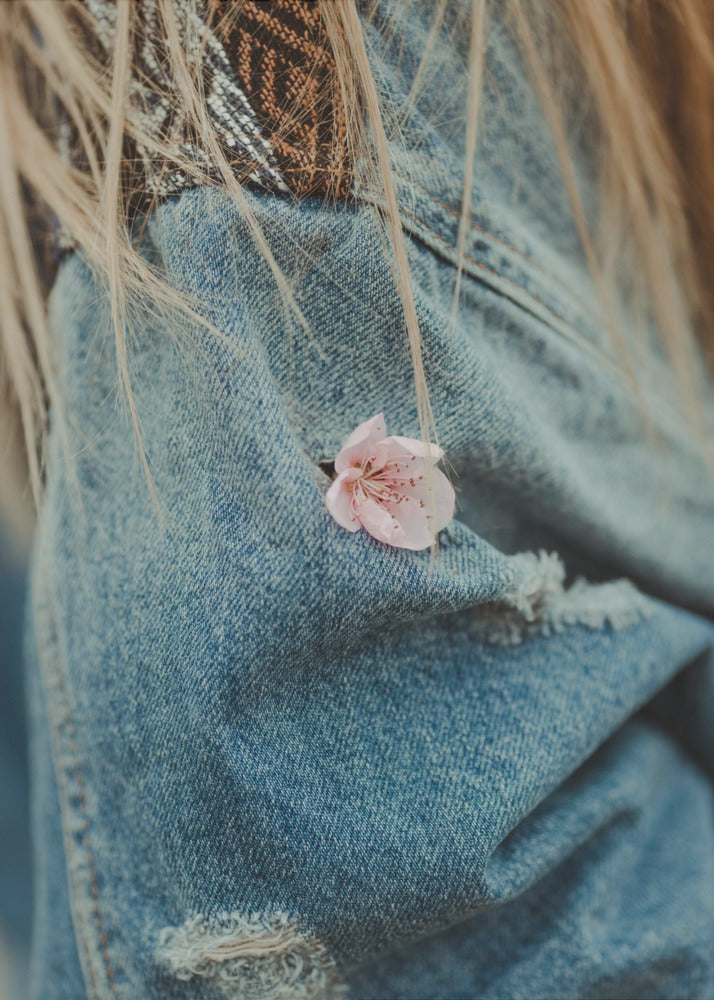 Akustik - Jeans jacket girl